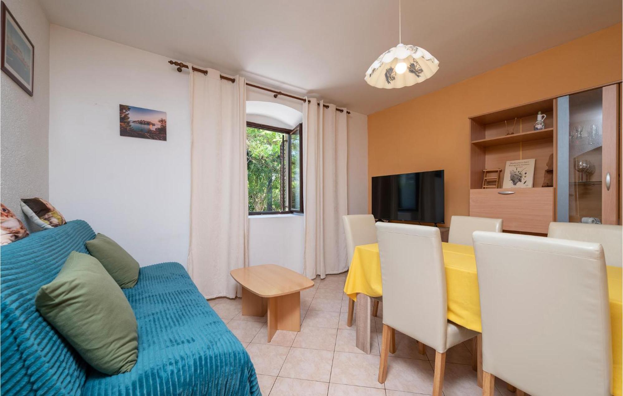 Cozy Apartment In Fazana With Kitchen 외부 사진